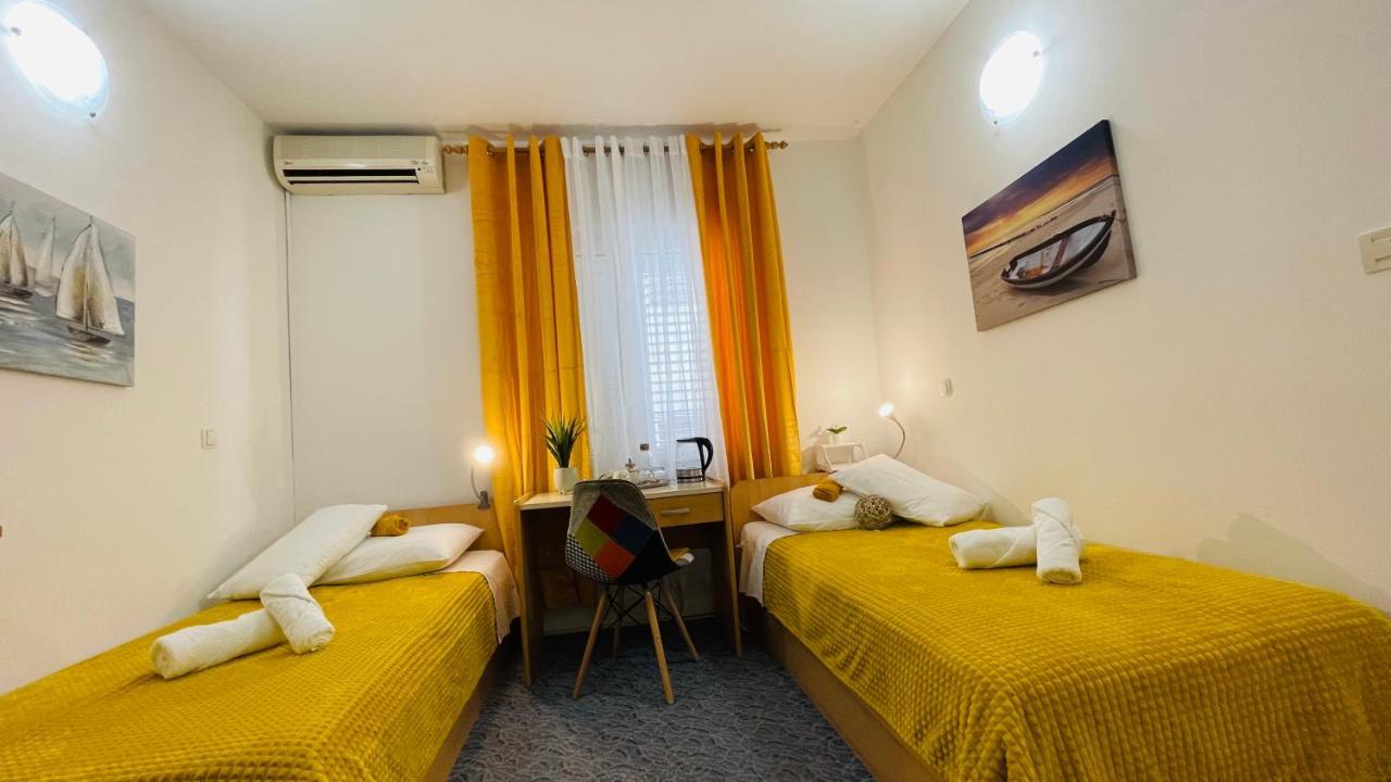 Apartmens And Rooms Madunic V Split Exterior foto